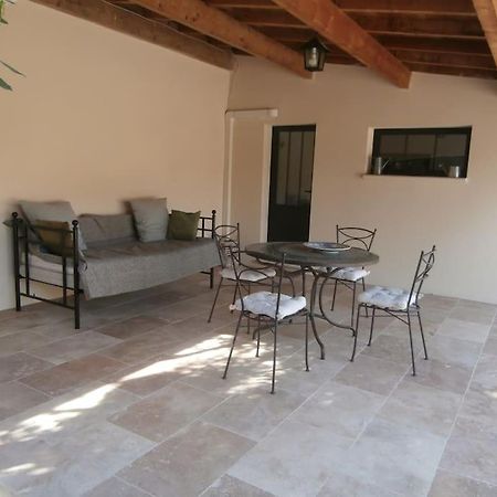 Gite A Caromb Exterior foto